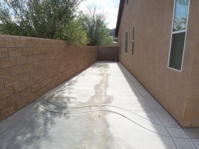 Building Photo - Single Story 4 BR 2.5 BA  Home On Cul-de-sac With 3 Car Attached Garage