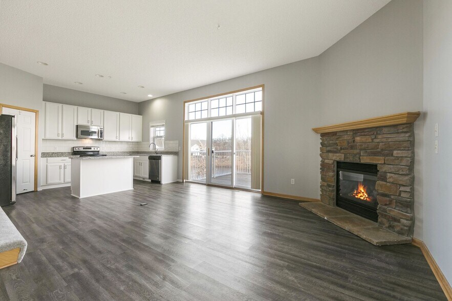 Fireplace - 5030 Fountain Ln N