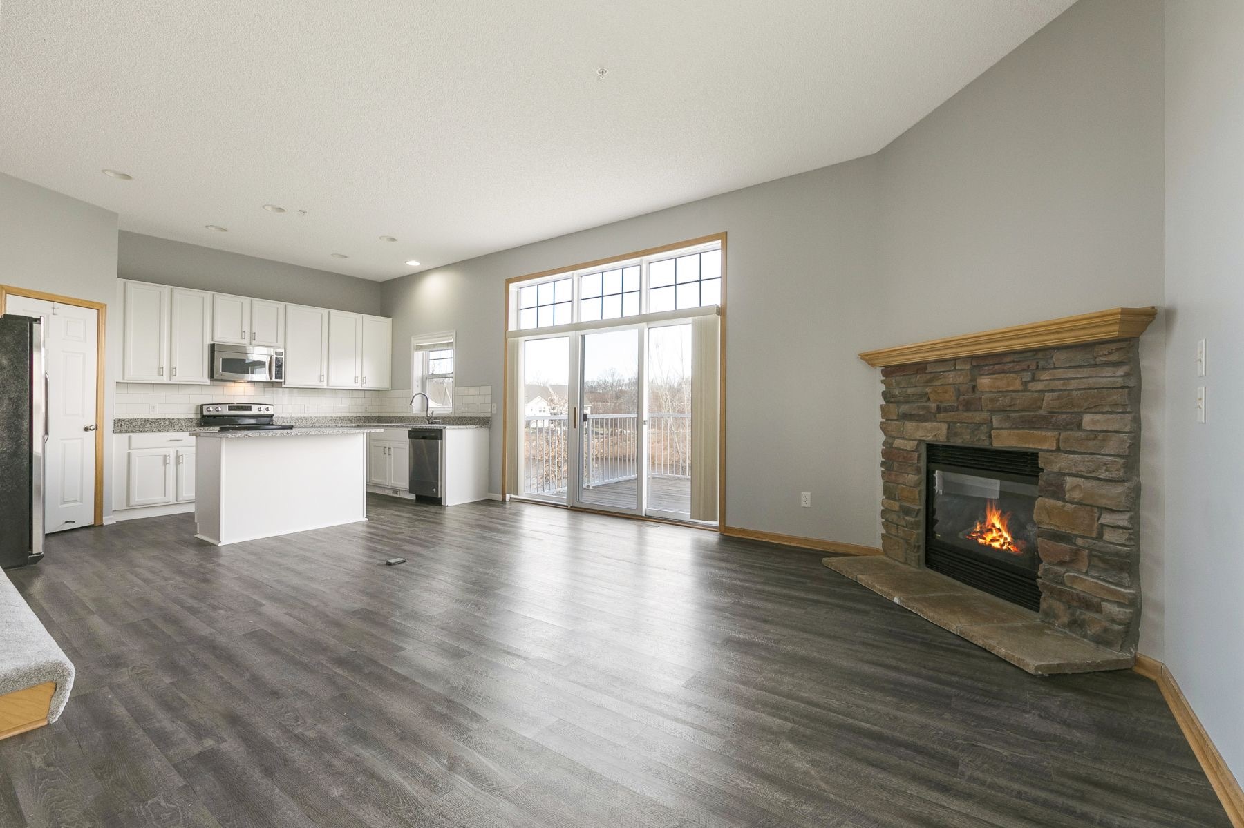 Fireplace - 5030 Fountain Ln N