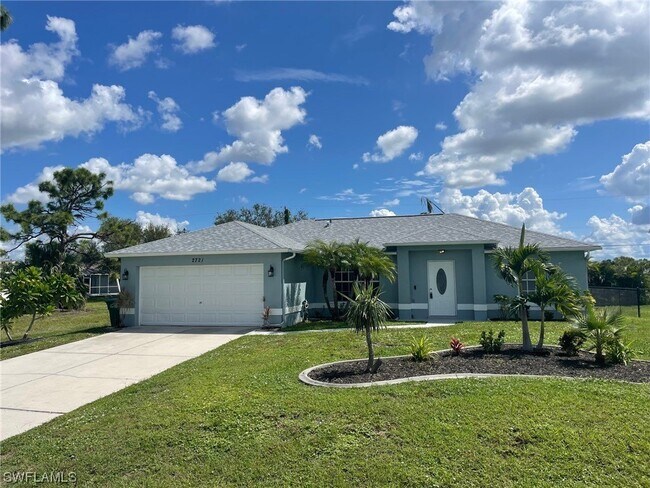 Building Photo - 2721 SW 12th Ave