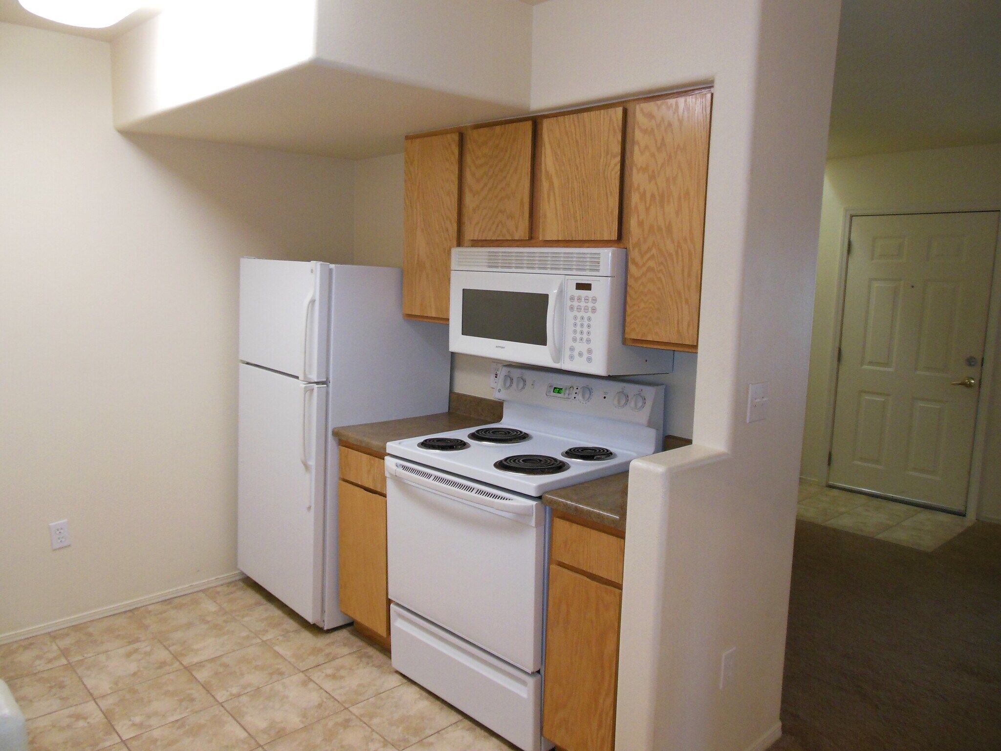 Building Photo - 1100 Goeglein Gulch #149