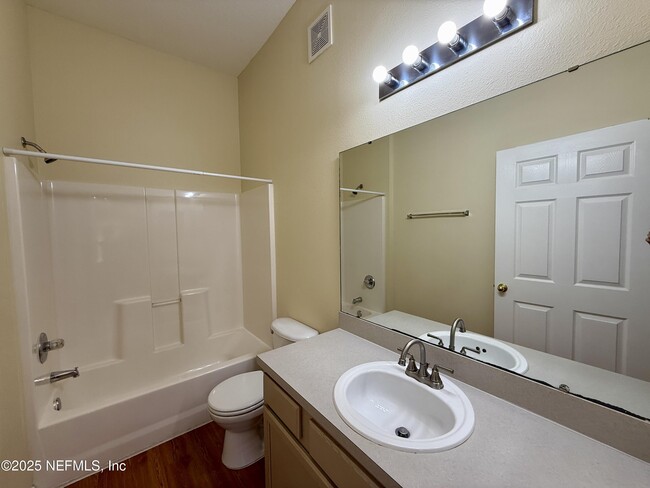 Building Photo - 6106 Maggies Cir