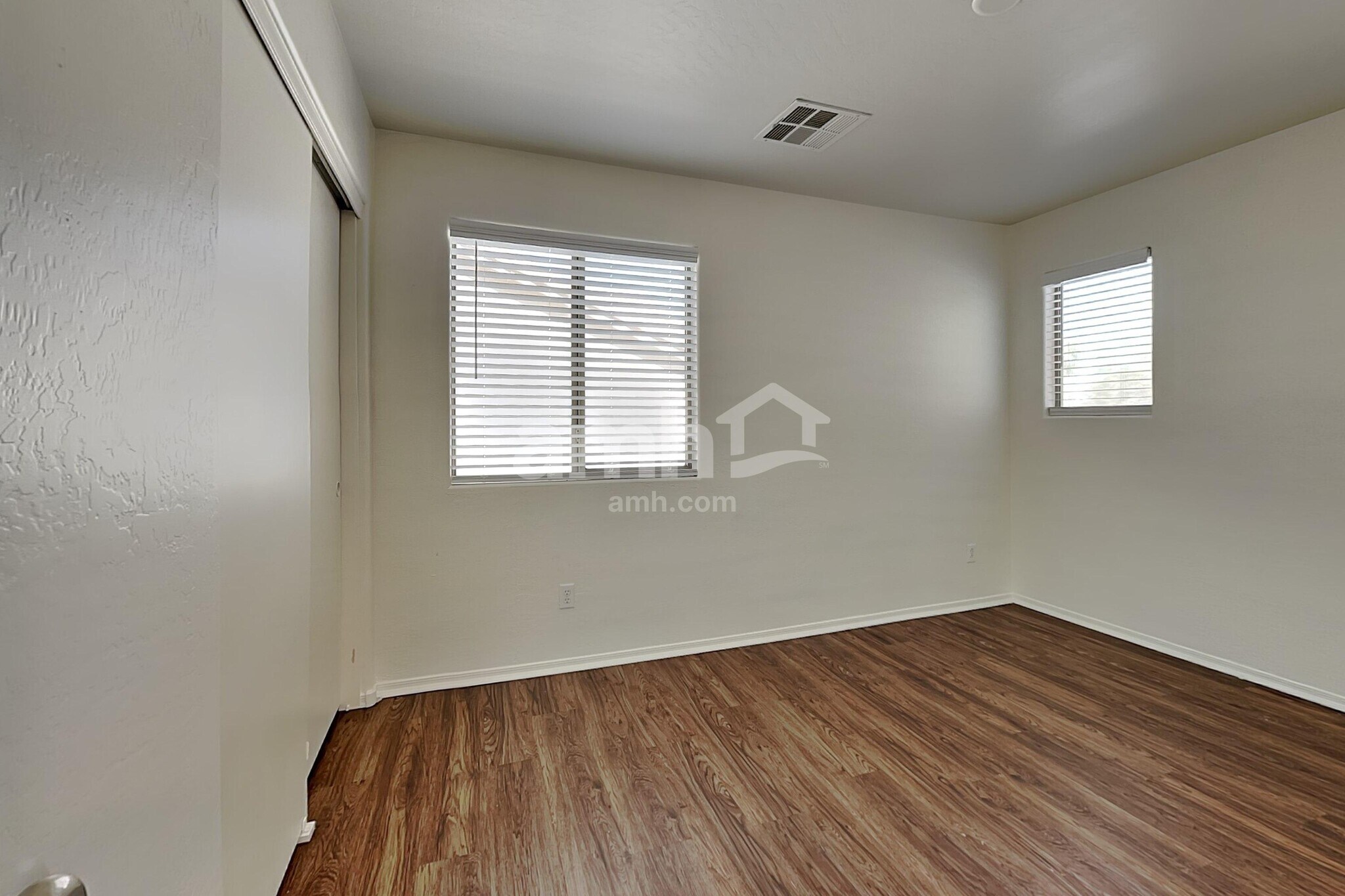 Building Photo - 25850 W Crown King Rd