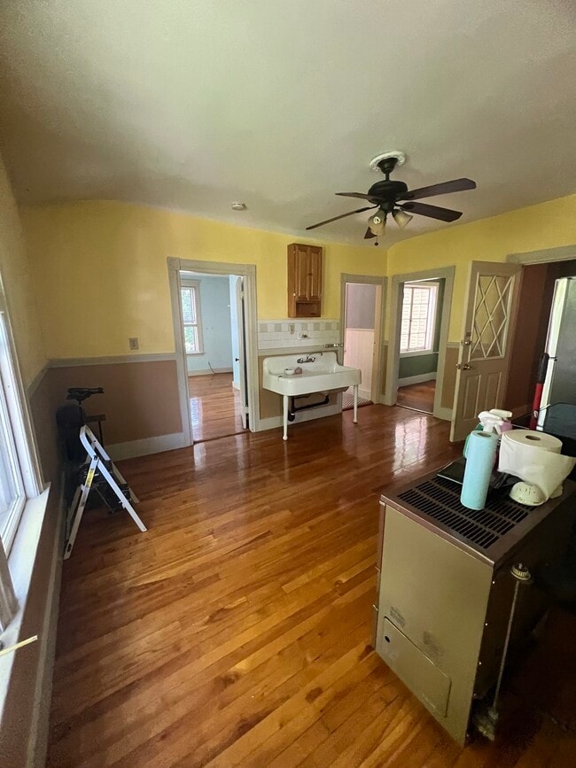 Building Photo - 35 Tirrell St