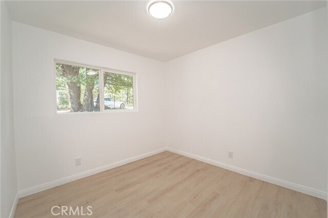 Building Photo - 872 Hill Ln