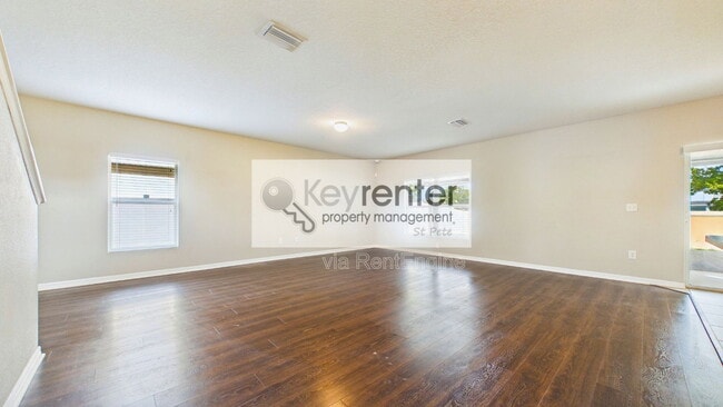 Building Photo - 14517 Dunrobin Dr