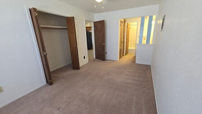 Building Photo - 113 Sasser Dr