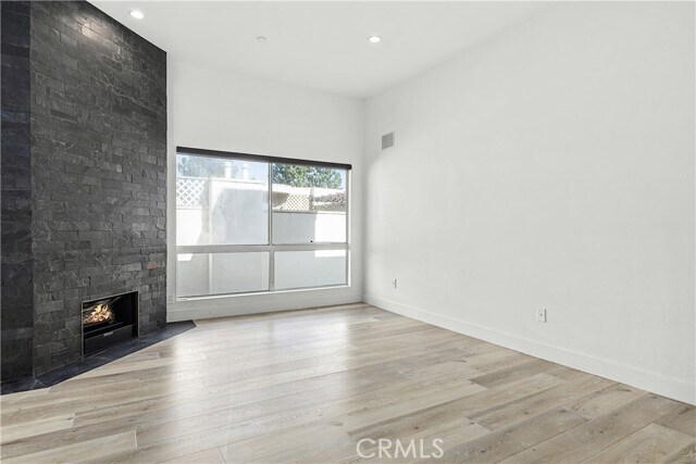 Building Photo - 4235 Mary Ellen Ave