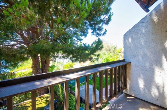 Building Photo - 950 S Rim Crest Dr