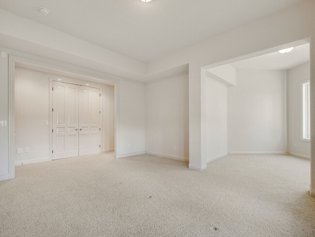 Building Photo - 30296 Snowbird Ln