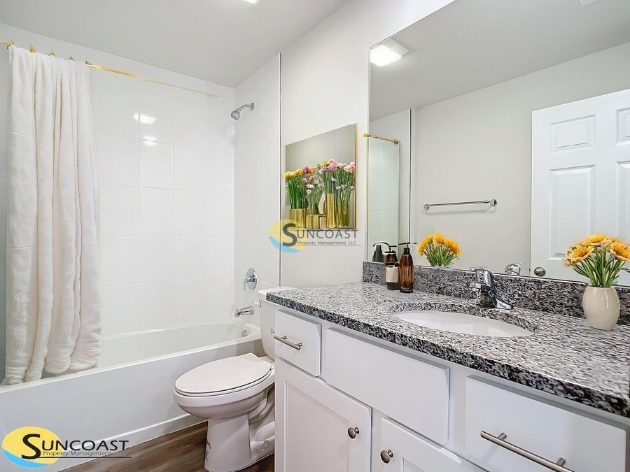 Building Photo - 3990 E Walker St