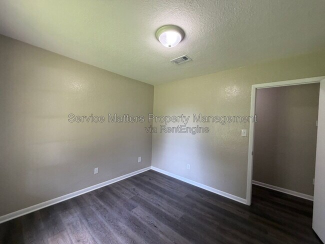 Building Photo - 5012 Midas Rd