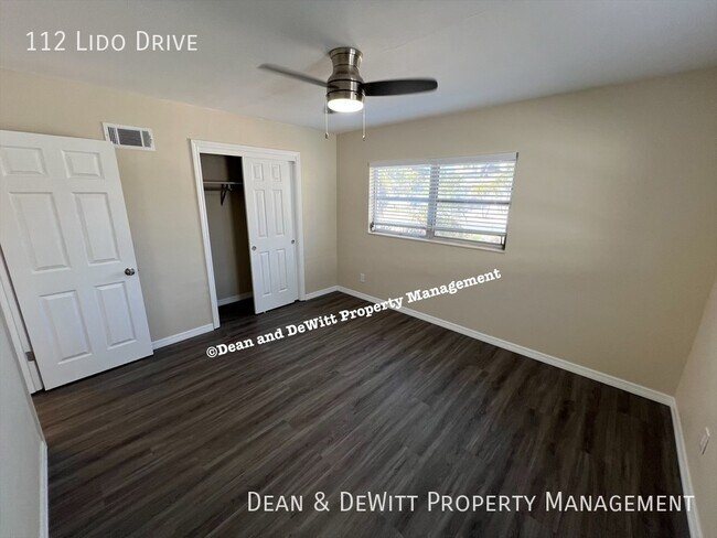 Building Photo - 112 Lido Dr