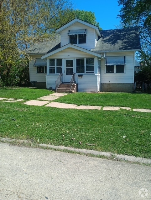 Building Photo - 107 N Rockford Ave