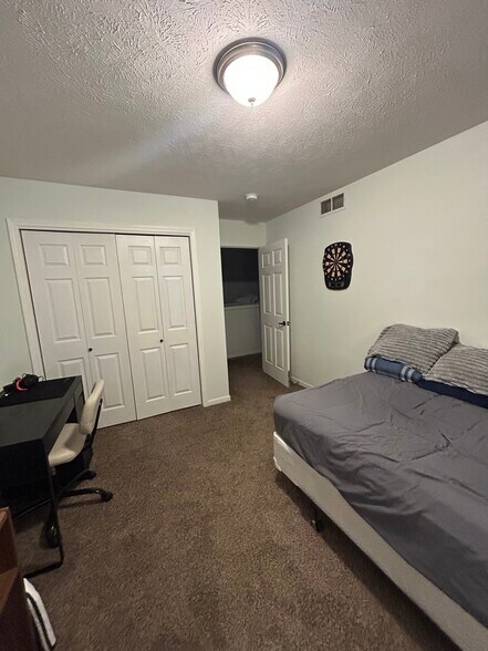 Building Photo - 509 Brookmont Dr