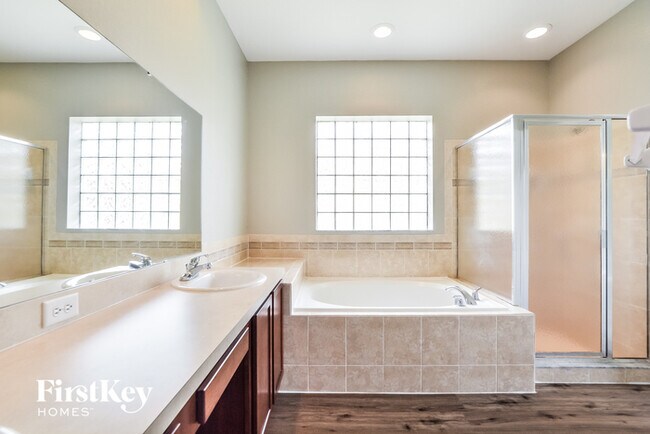 Building Photo - 1397 Normandy Heights Cir