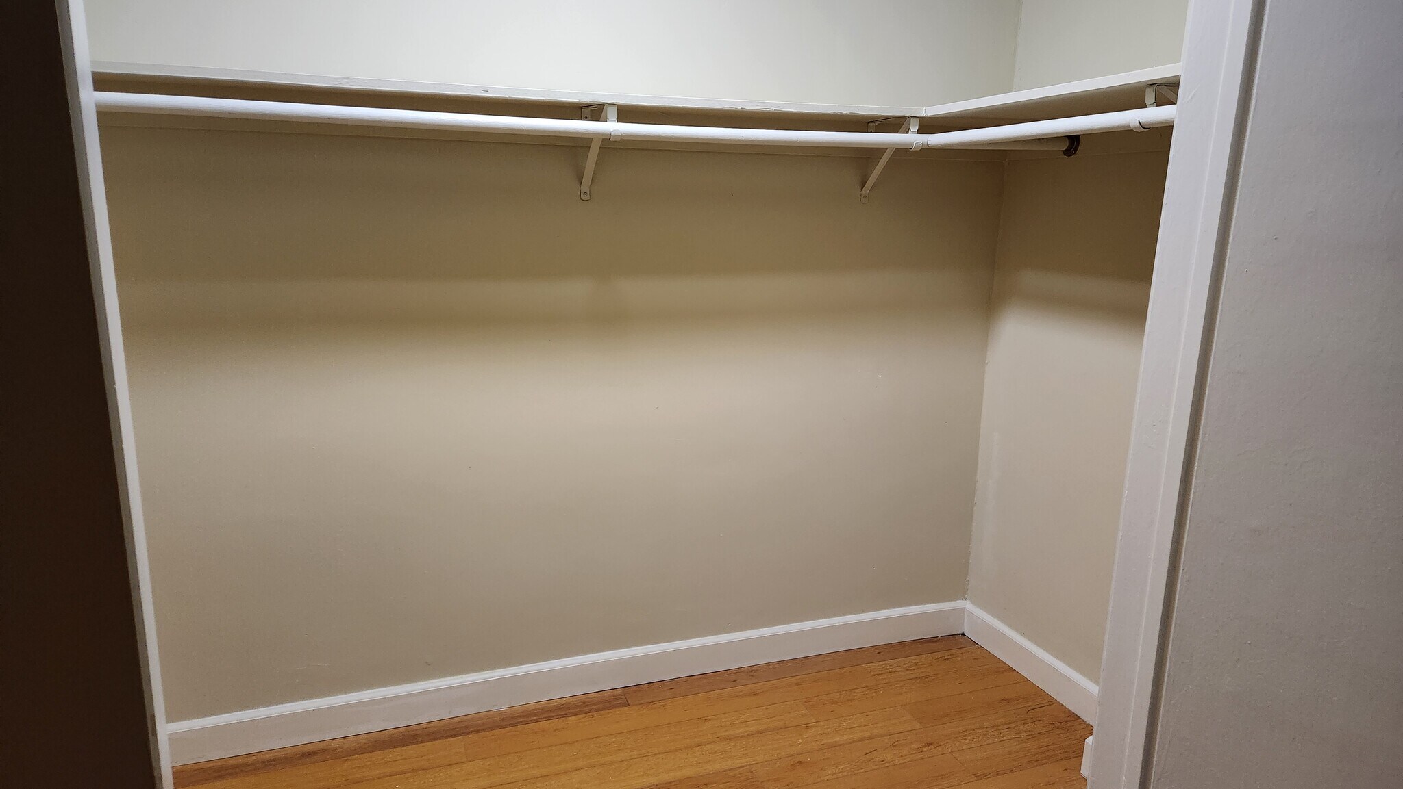 Closet - 1637 Veteran Ave