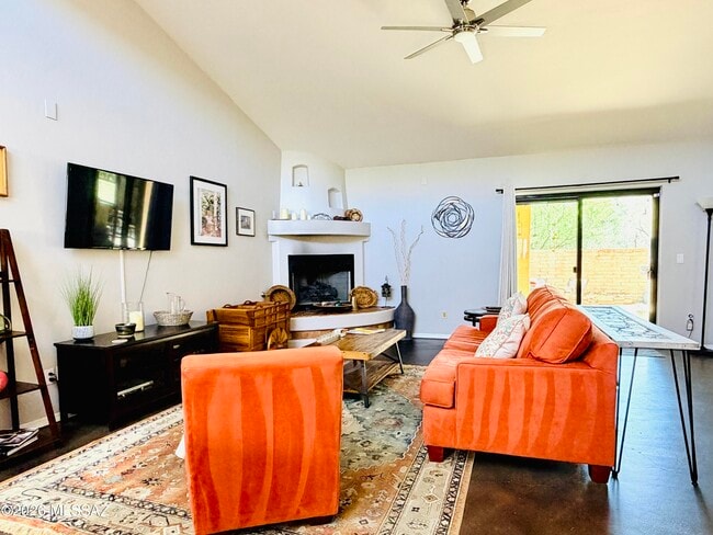 Building Photo - 272 E Southern Pines Dr