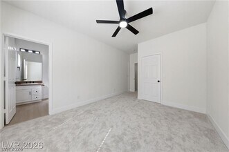 Building Photo - 5424 Castle Vista Ct