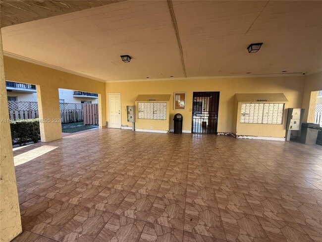 Building Photo - 8500 SW 109th Ave