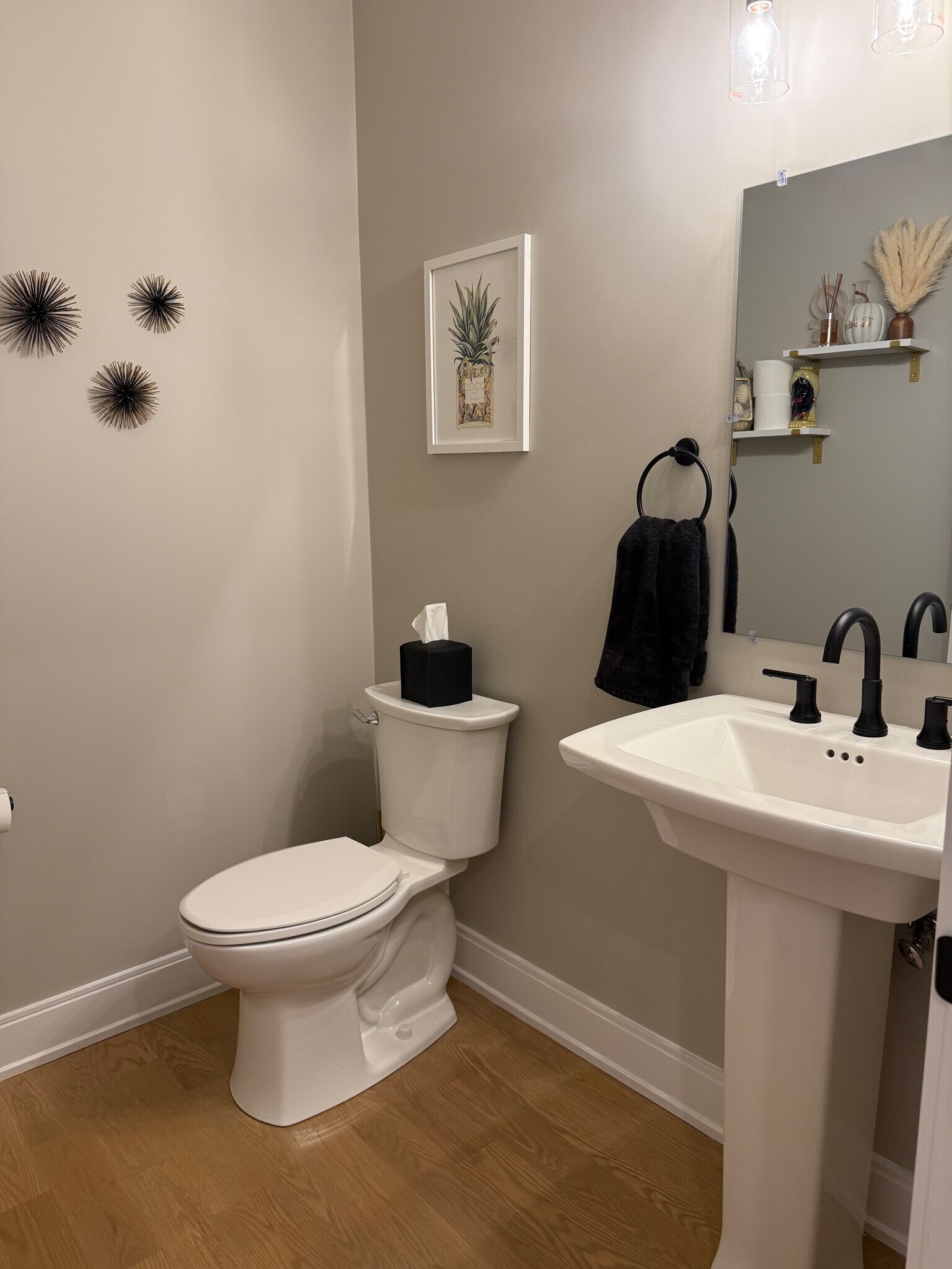 Building Photo - 279 Suffolk Ave