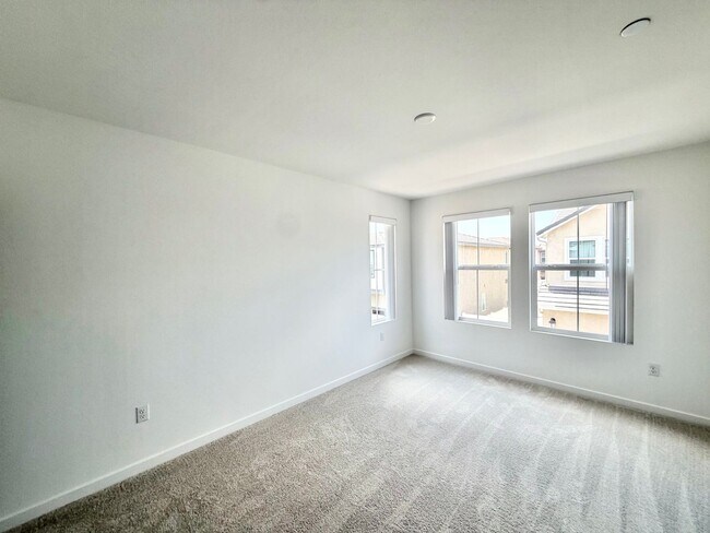 Building Photo - 31404 Lolite Dr
