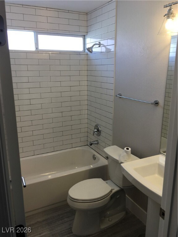 Building Photo - 9346 Island Dawn St