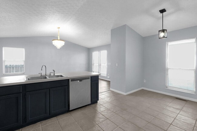 Building Photo - 2909 Princeville Dr