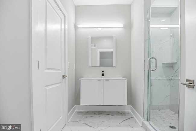 Building Photo - 2216 Emerald St