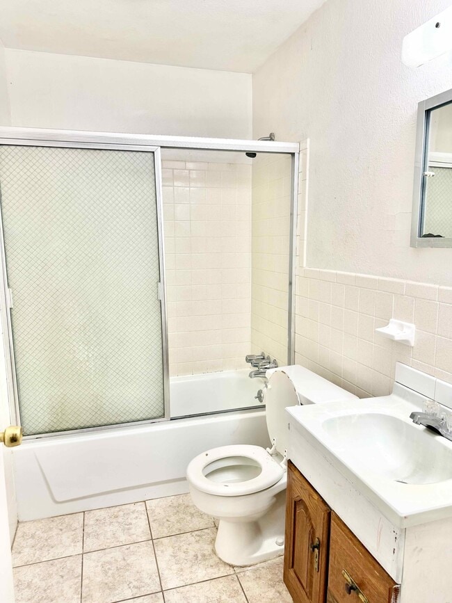 Building Photo - 10389 Browning Dr