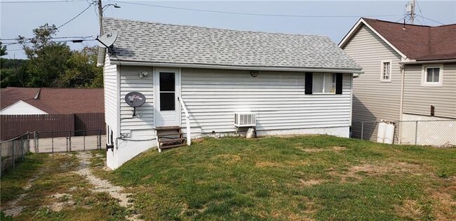 Building Photo - 3008 Turk St