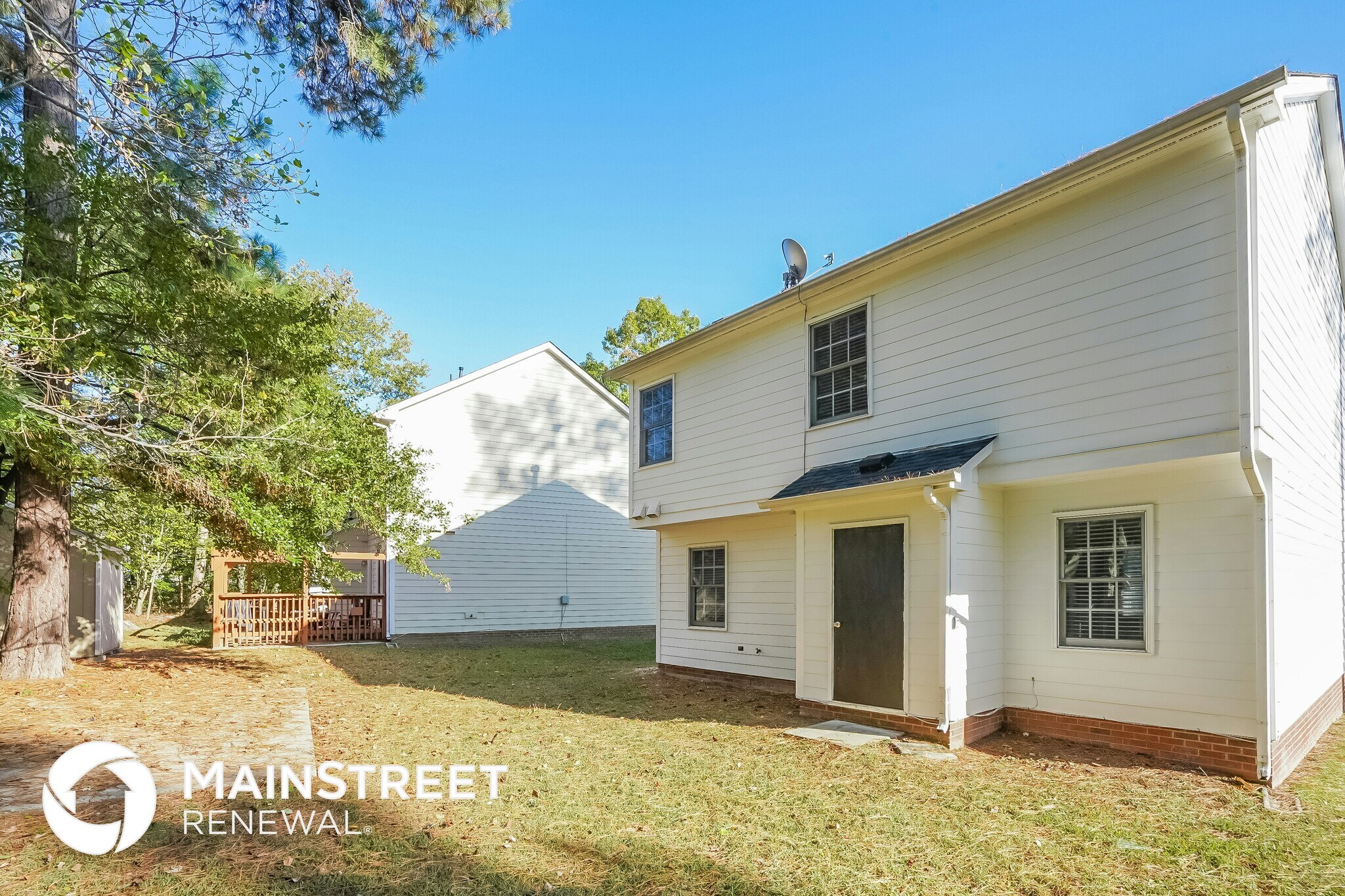 Building Photo - 3713 Phillips Way W