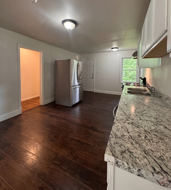 Building Photo - Move-In Ready 3BR/2BA Home with Nearly 1,600 Sq Ft in Anderson!