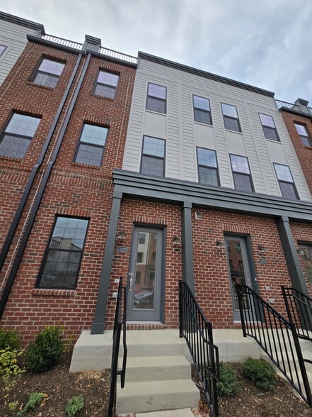 Building Photo - 13225 Garland Ln