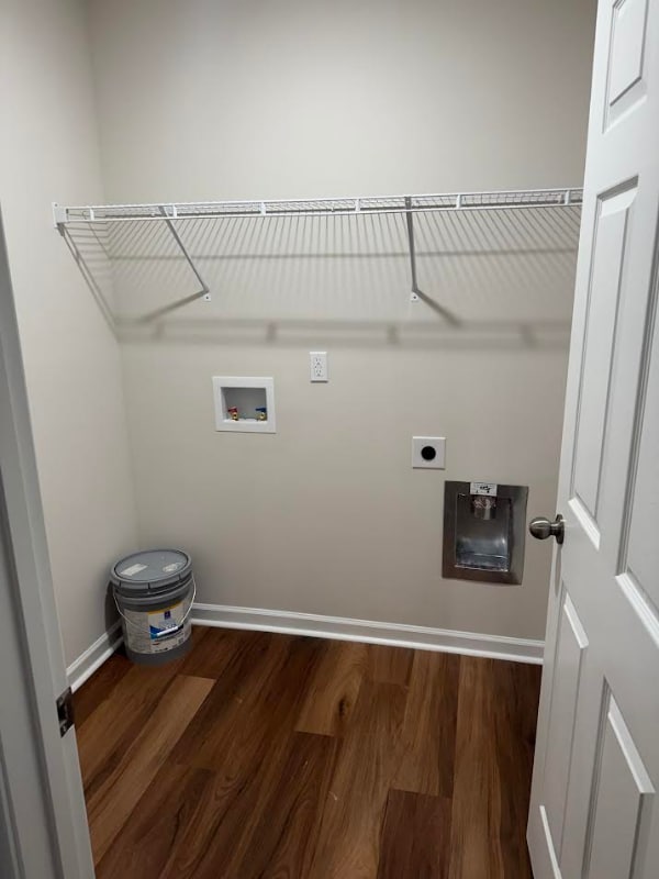 Building Photo - 103 Red Maple Pl