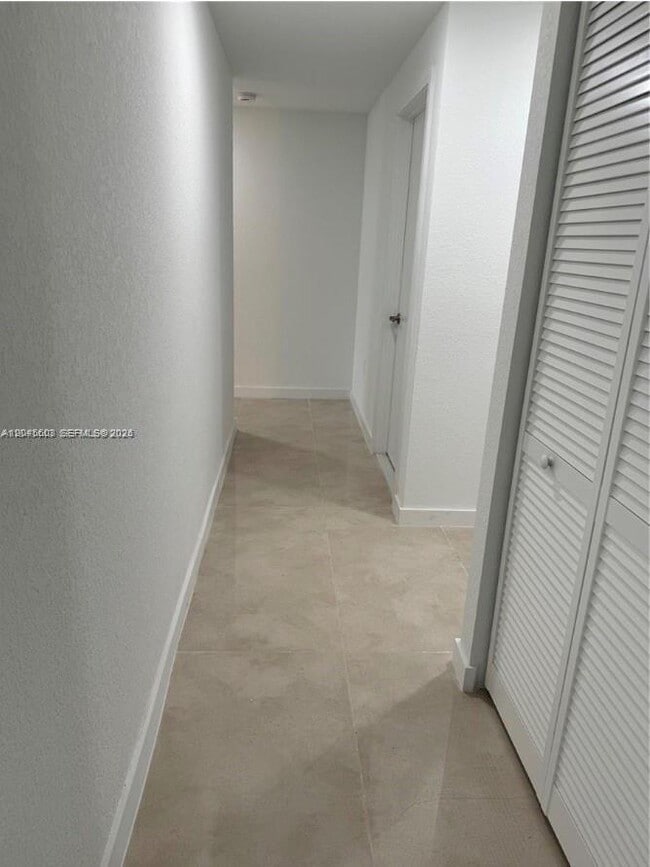 Building Photo - 26114 SW 146th Ct