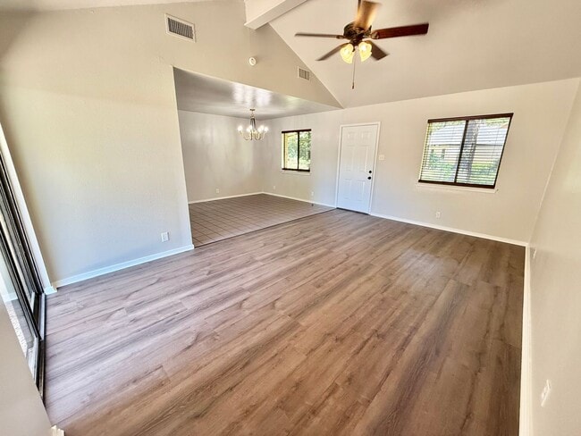 Building Photo - 18135 Serenity Way