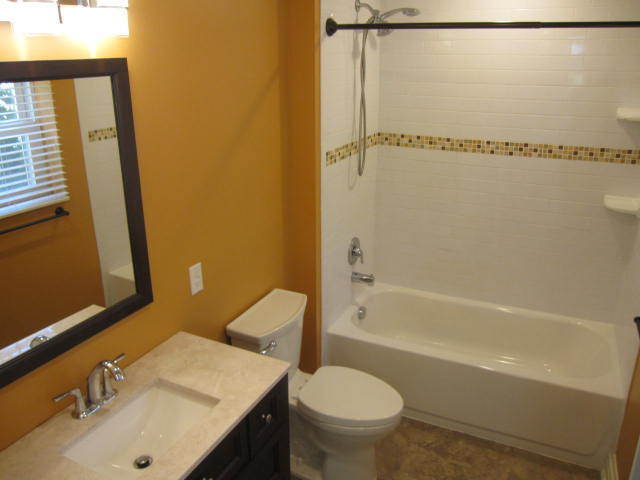 Building Photo - Greendale