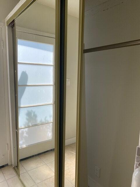 Building Photo - 2219 Glendon Ave