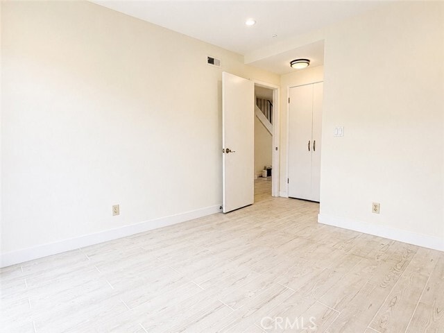 Building Photo - 27943 Ridgebrook Ct