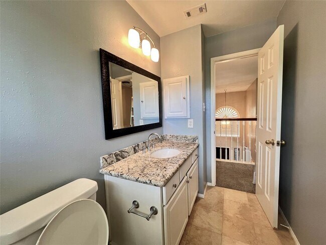 Building Photo - 22847 Red River Dr