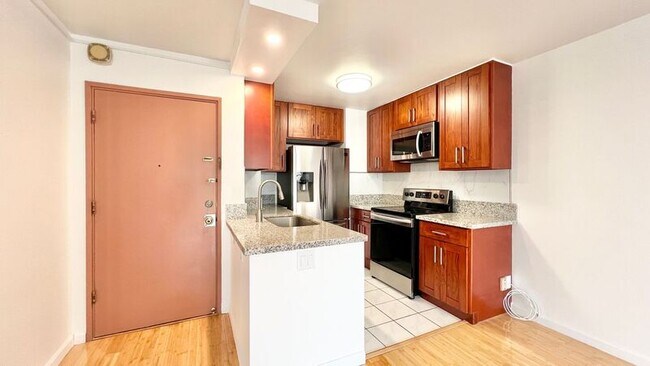 Building Photo - 3161 Ala Ilima St