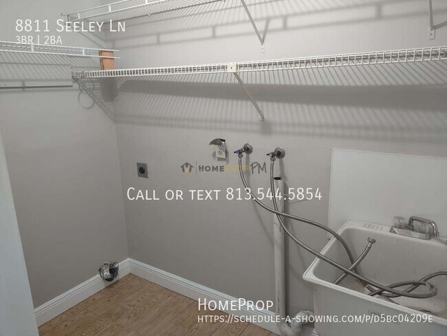 Building Photo - 8811 Seeley Ln