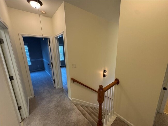 Building Photo - 5055 Hastings Terrace