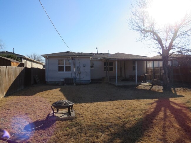 Building Photo - 1507 NW Bessie Ave
