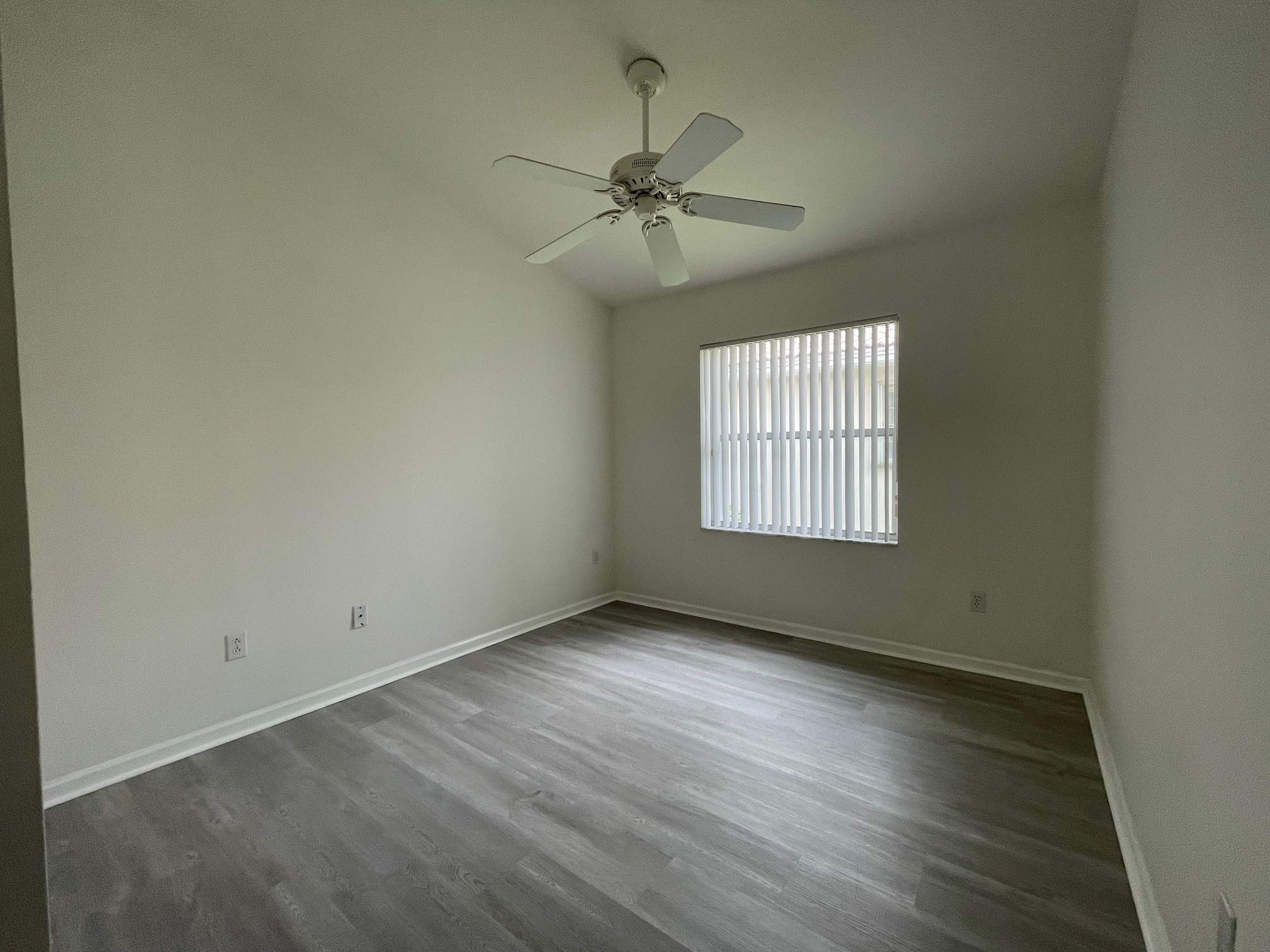 Building Photo - 22875 Barrister Dr