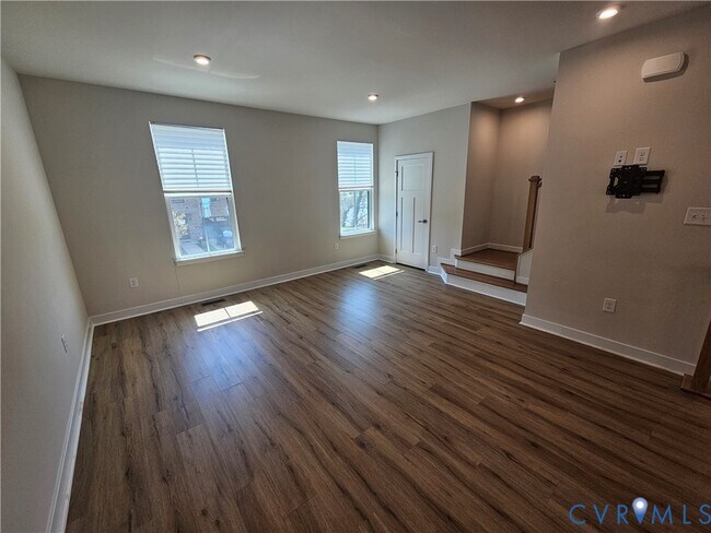 Building Photo - 2109 Old Manchester St