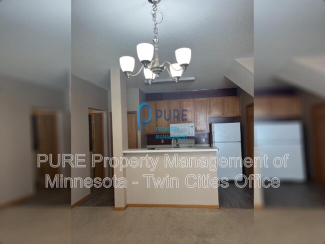 Building Photo - 2756 Mallard Dr