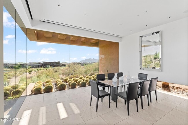 Building Photo - 9191 E Happy Hollow Dr