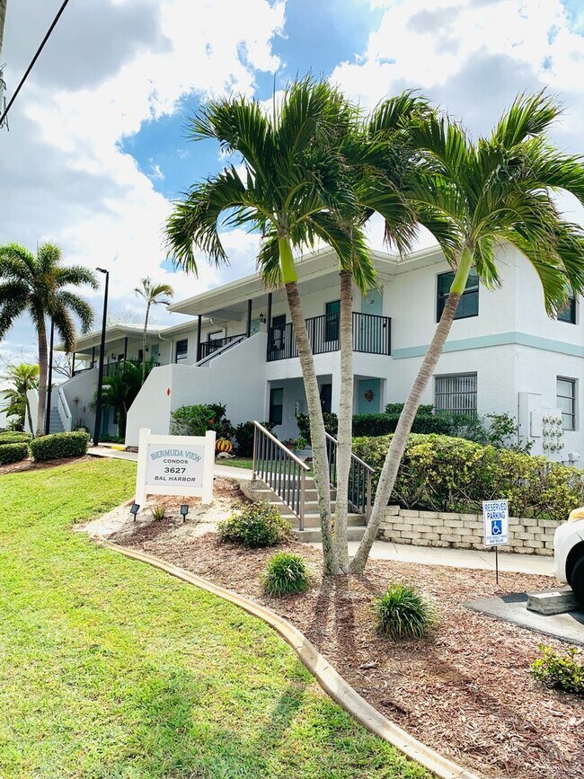 Building Photo - Call for off season availability & rates.